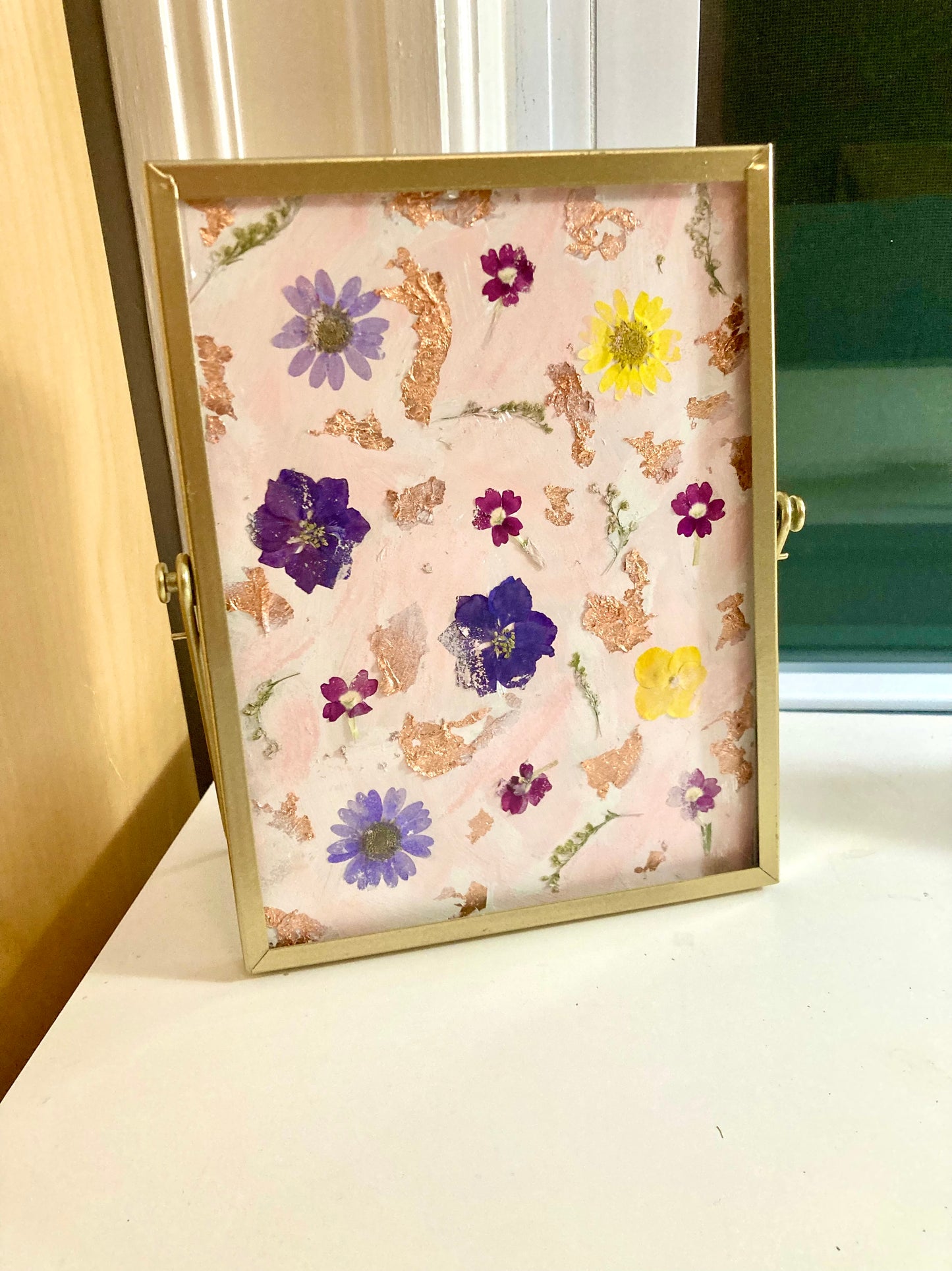 The Pink Glitter Floral Frame