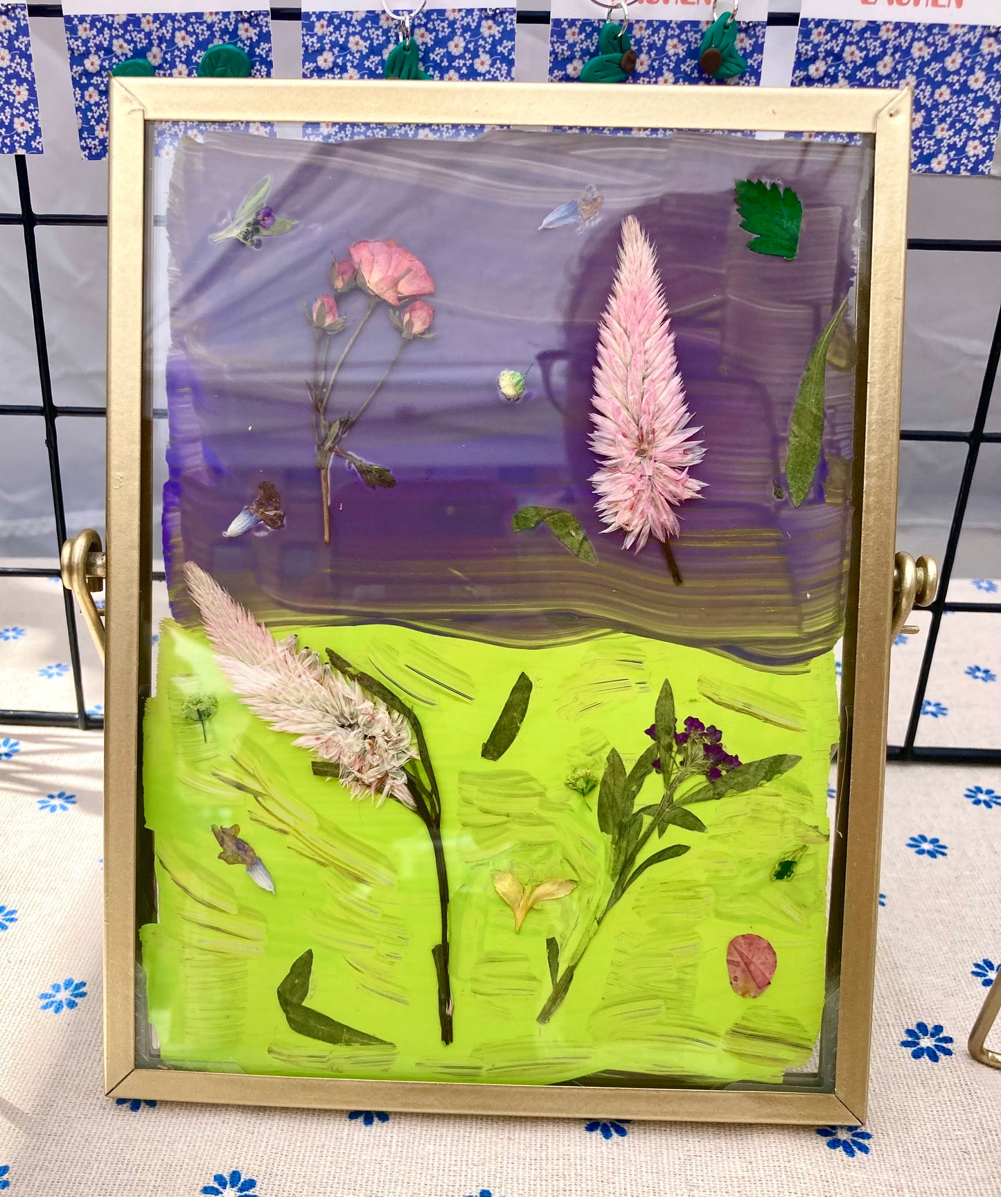 The Contemporary Floral Frame