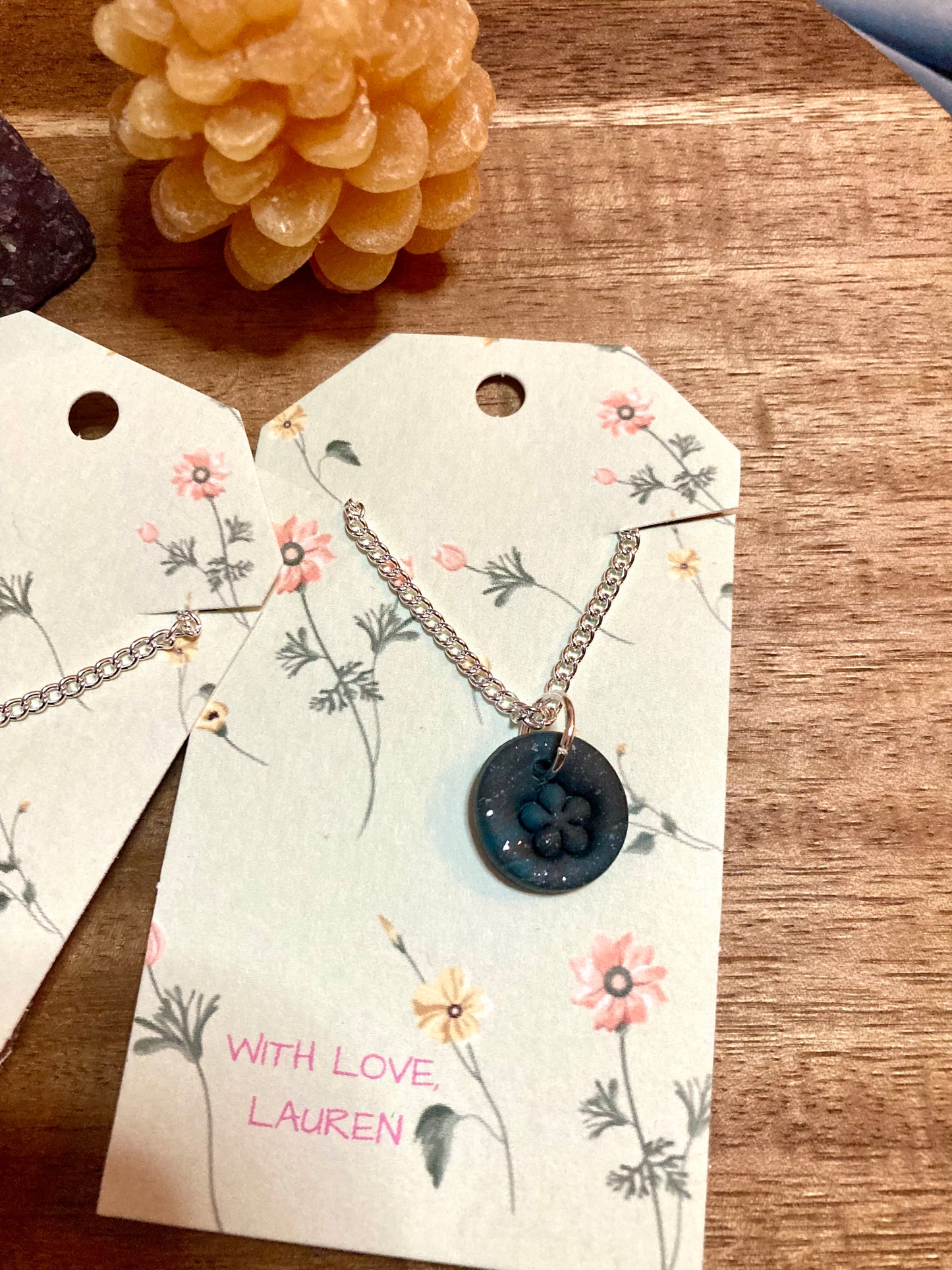 The flower power necklace