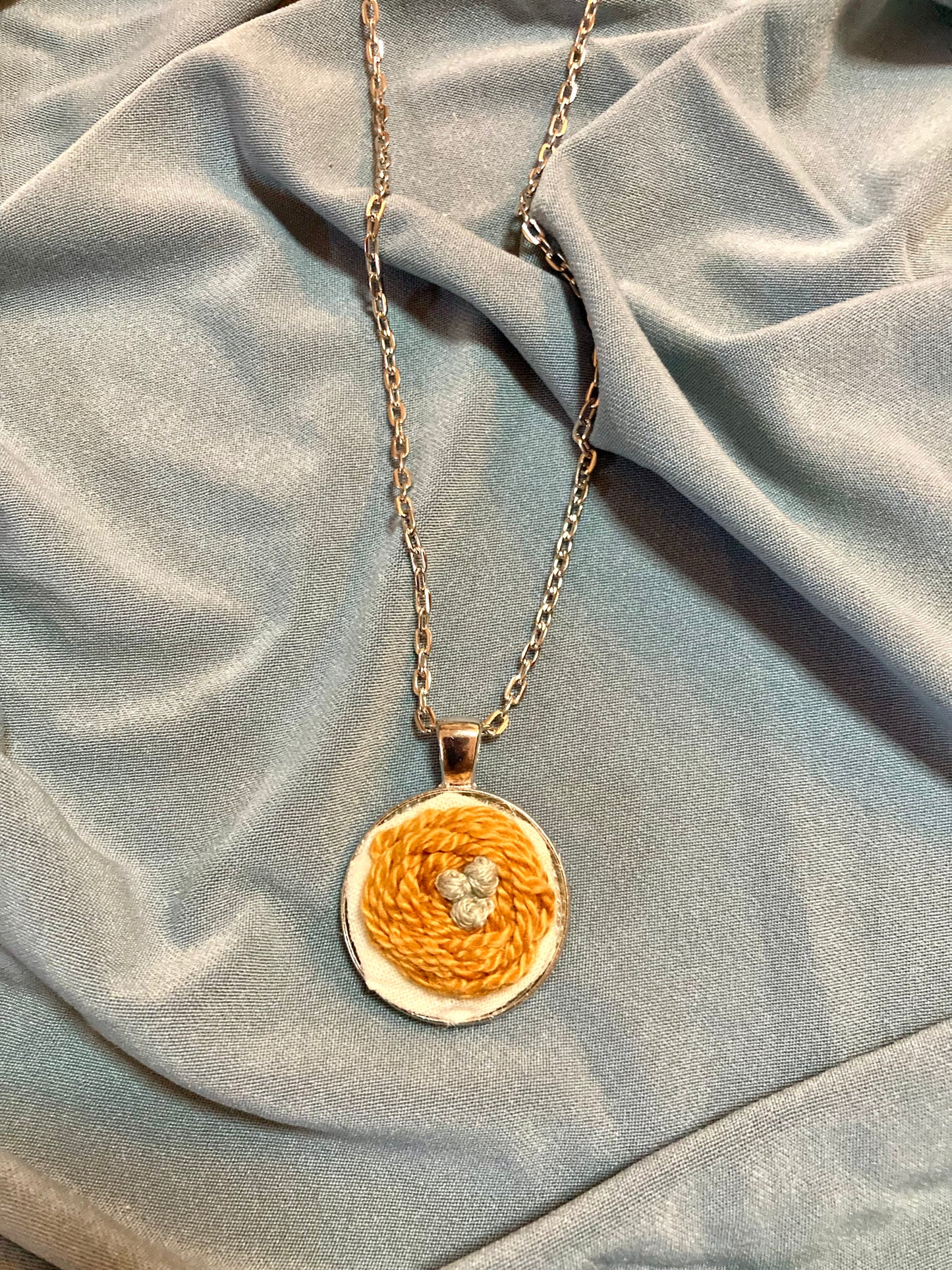 The birds nest necklace