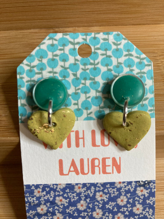 The dangle heart earrings