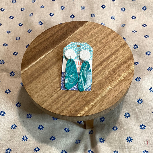 The blue fin dangle earrings